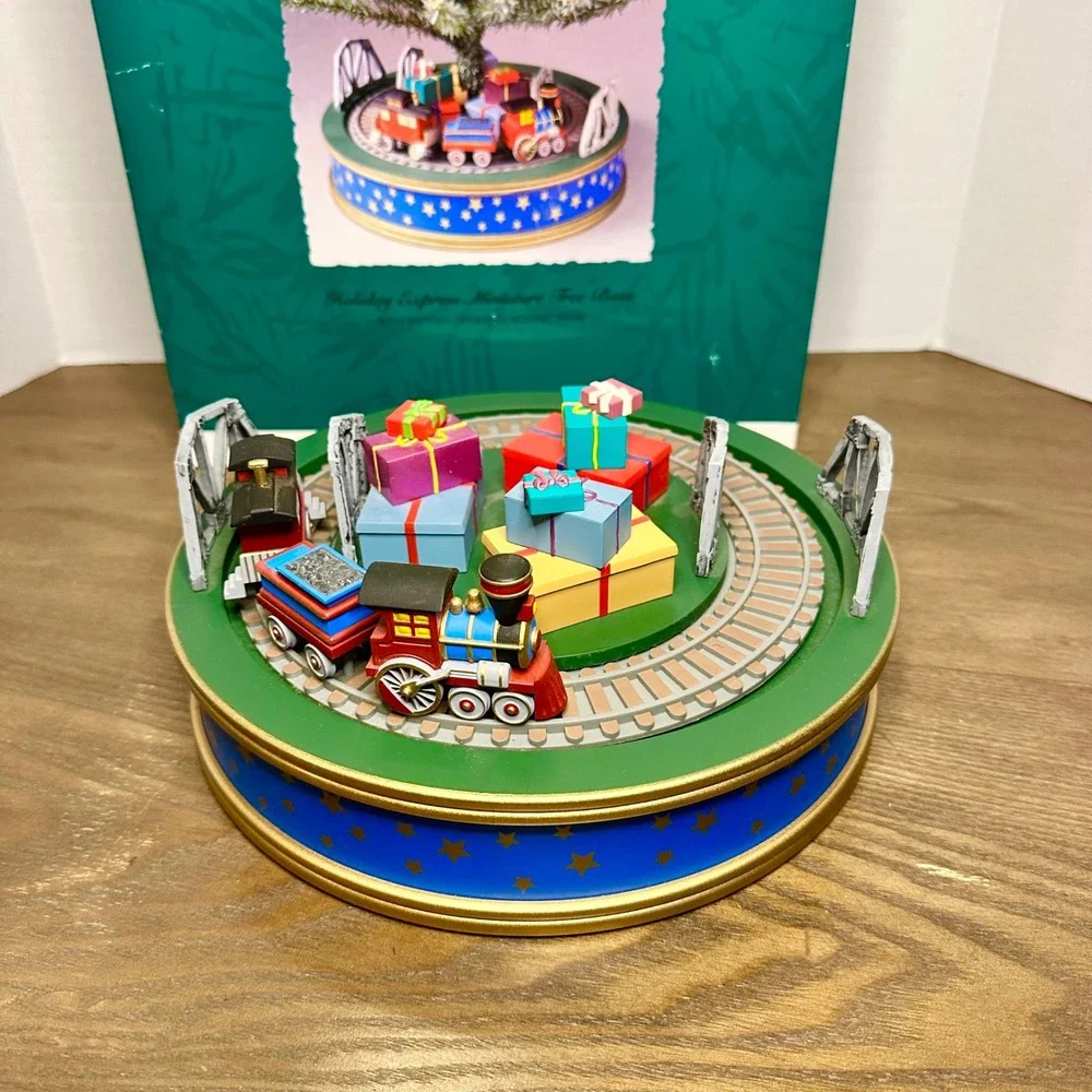 VTG Hallmark Keepsake Ornament Holiday Express w/working moving Train VIDEO 1993